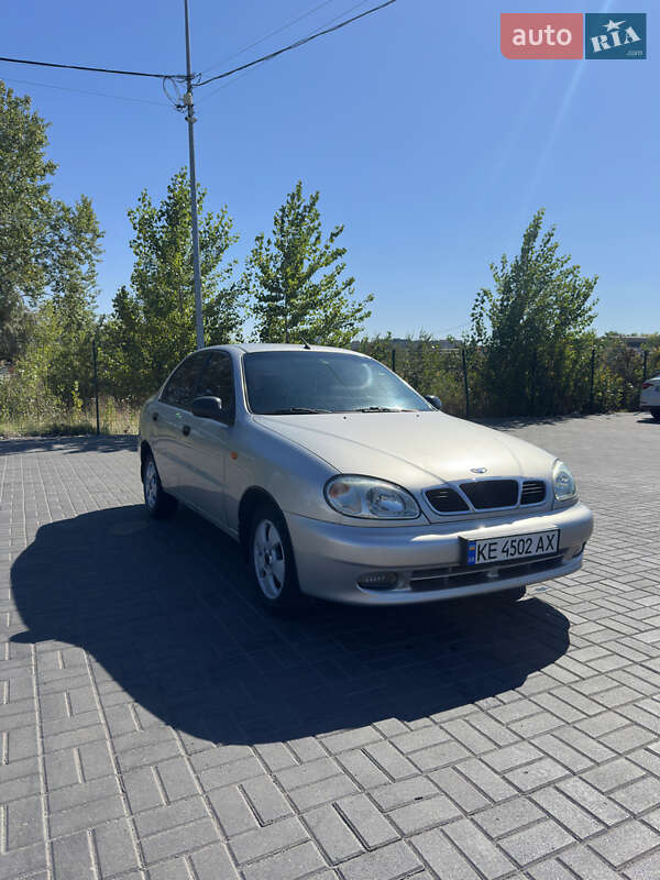 Седан Daewoo Lanos 2005 в Дніпрі