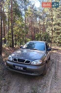 Седан Daewoo Lanos 2002 в Киеве