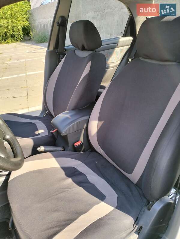 Седан Daewoo Lanos 2005 в Запорожье