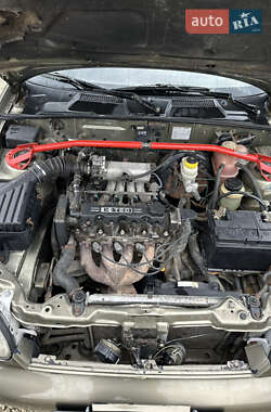 Седан Daewoo Lanos 2003 в 