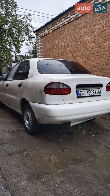Седан Daewoo Lanos 2004 в Первомайську