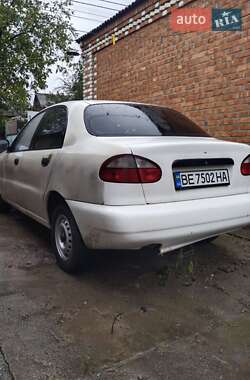 Седан Daewoo Lanos 2004 в 