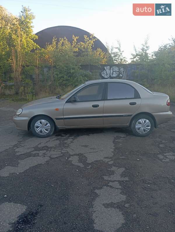 Седан Daewoo Lanos 2008 в Львові