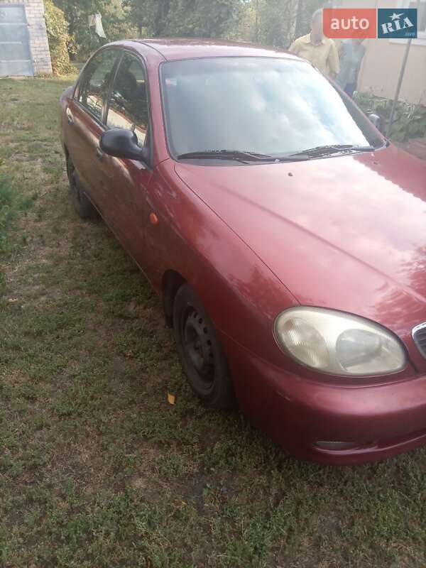 Седан Daewoo Lanos 2001 в Павлограде