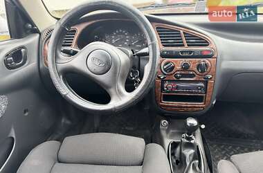 Седан Daewoo Lanos 1998 в 