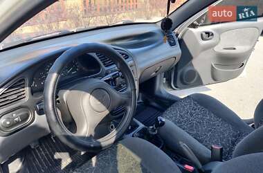 Седан Daewoo Lanos 2004 в 