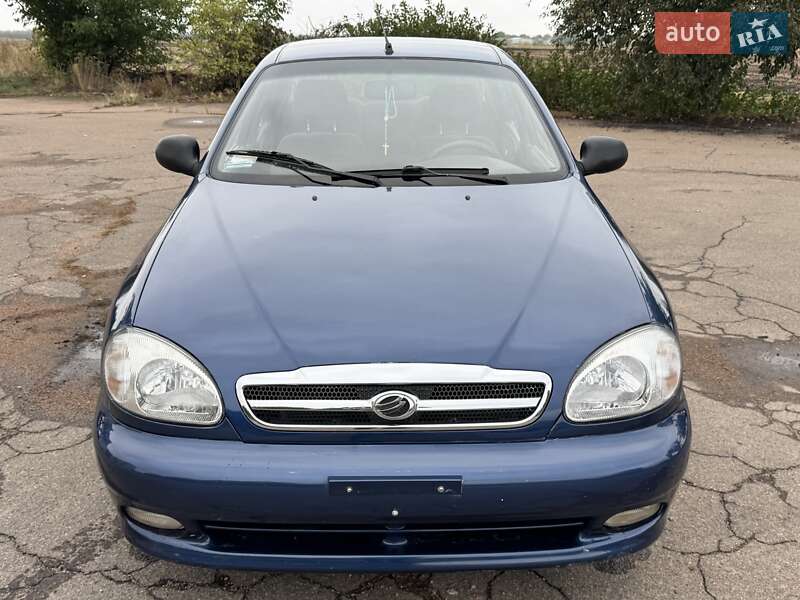 Седан Daewoo Lanos 2011 в Малой Виске