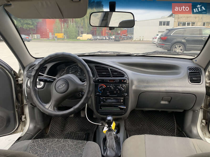 Седан Daewoo Lanos 2004 в Тернополе