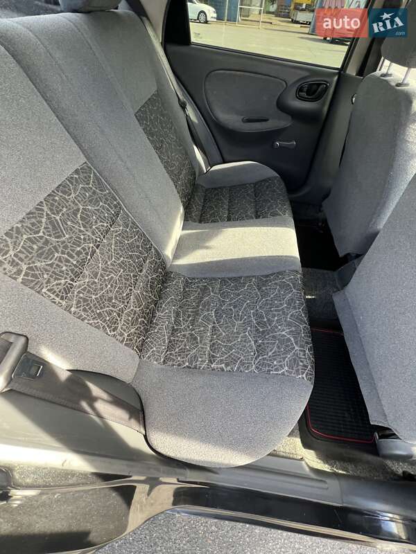 Седан Daewoo Lanos 2008 в Днепре