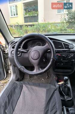 Седан Daewoo Lanos 2003 в 