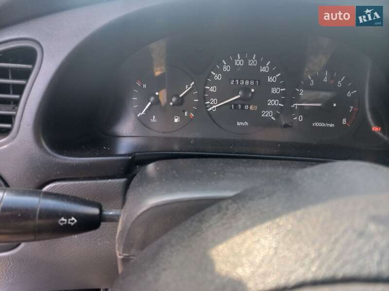 Хетчбек Daewoo Lanos 2010 в Запоріжжі
