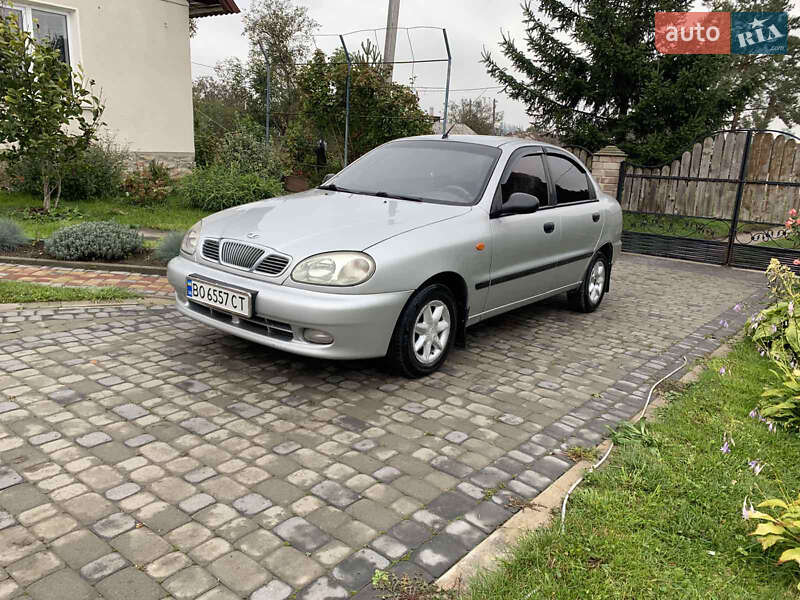 Седан Daewoo Lanos 2004 в 