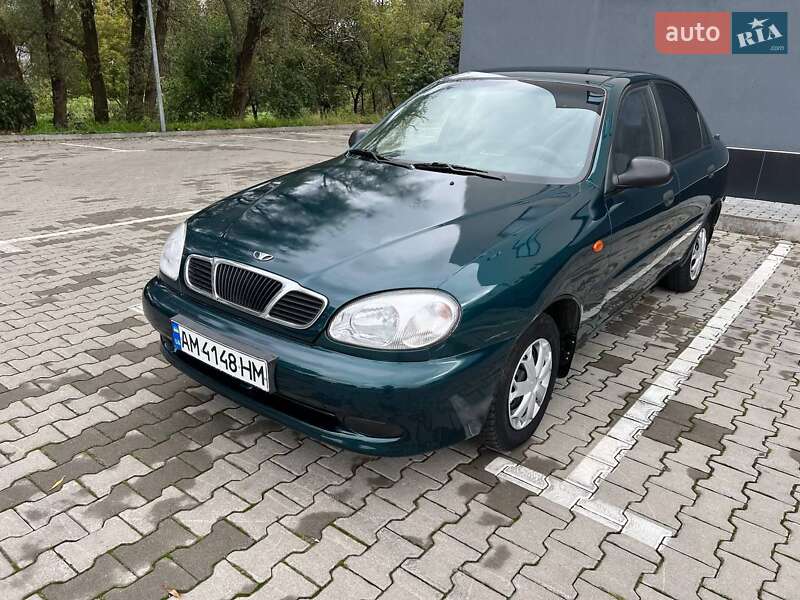 Седан Daewoo Lanos 2002 в Хмельницком