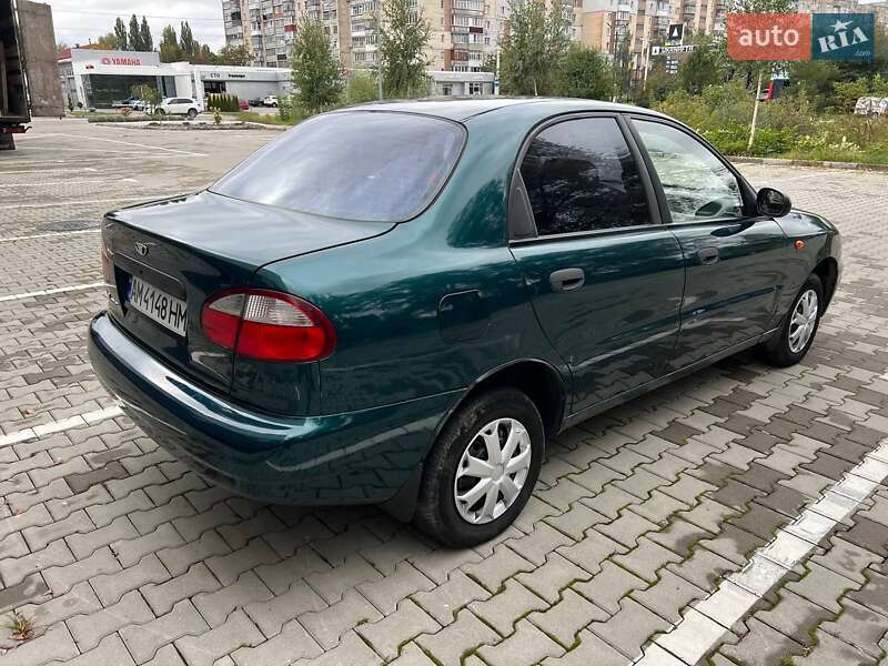 Седан Daewoo Lanos 2002 в Хмельницком