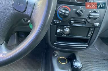 Седан Daewoo Lanos 2003 в 