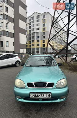 Седан Daewoo Lanos 1999 в 
