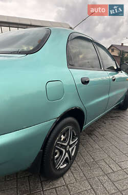 Седан Daewoo Lanos 1999 в 