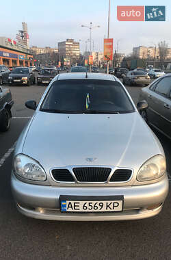 Седан Daewoo Lanos 2002 в Кривом Роге
