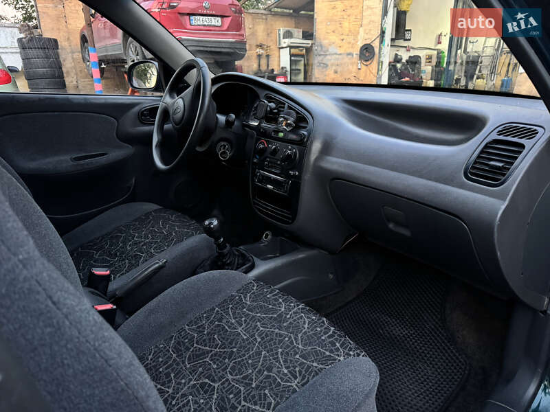 Седан Daewoo Lanos 2006 в Одессе