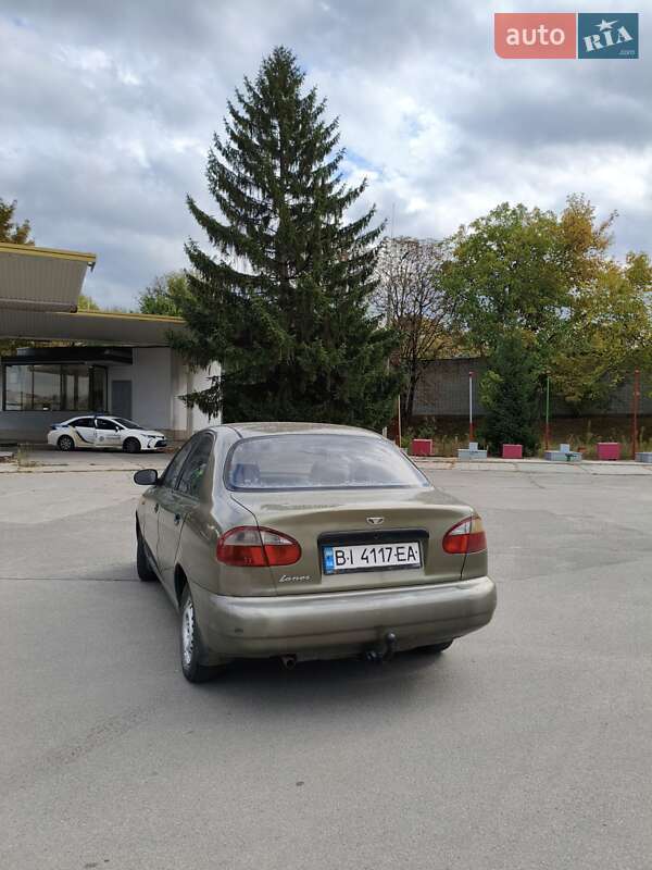 Седан Daewoo Lanos 2002 в Днепре