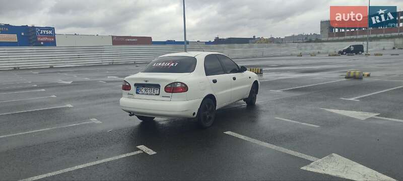 Седан Daewoo Lanos 2003 в Львове