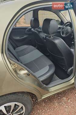 Седан Daewoo Lanos 2004 в 