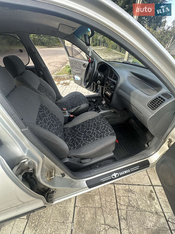 Седан Daewoo Lanos 2003 в Каменском