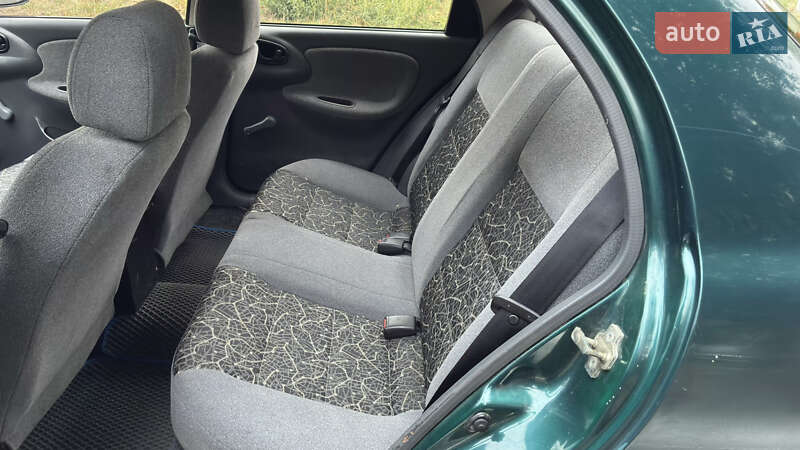 Седан Daewoo Lanos 2007 в Днепре