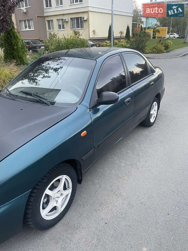 Седан Daewoo Lanos 2005 в Днепре