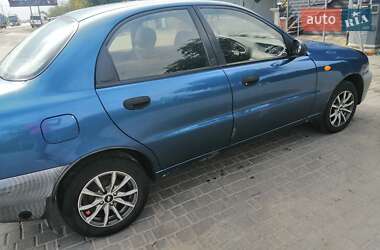 Седан Daewoo Lanos 1998 в 