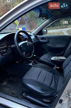 Седан Daewoo Lanos 2004 в Горішніх Плавнях