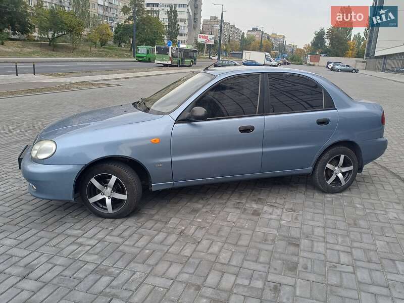 Седан Daewoo Lanos 2008 в Днепре