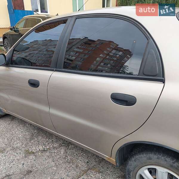 Седан Daewoo Lanos 2008 в Луцке