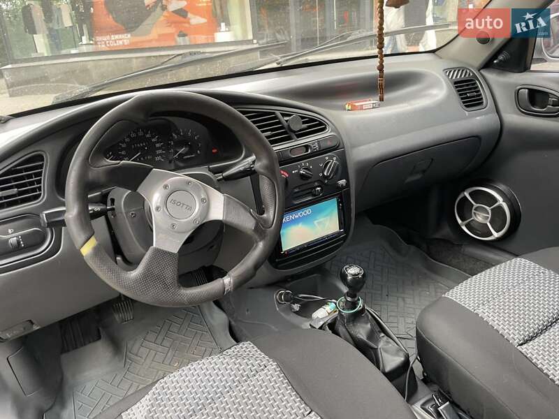 Седан Daewoo Lanos 2005 в Запорожье