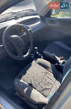 Седан Daewoo Lanos 2004 в 