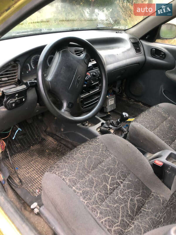 Седан Daewoo Lanos 2007 в Козелеці