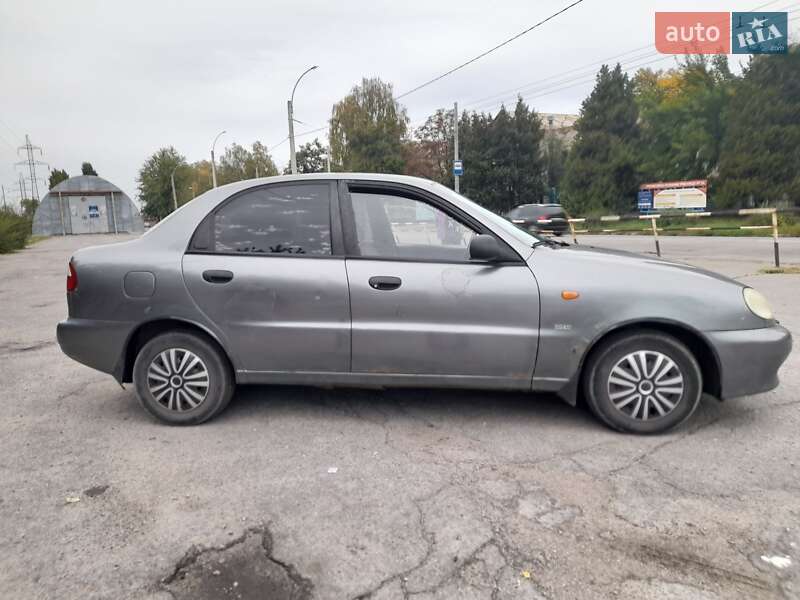 Седан Daewoo Lanos 2008 в Кременчуці