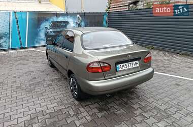 Седан Daewoo Lanos 2003 в 