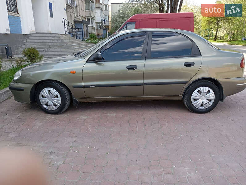 Седан Daewoo Lanos 2004 в 