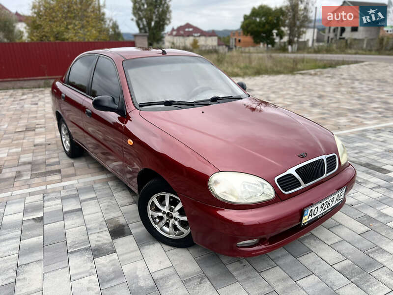 Седан Daewoo Lanos 2006 в Тячеві