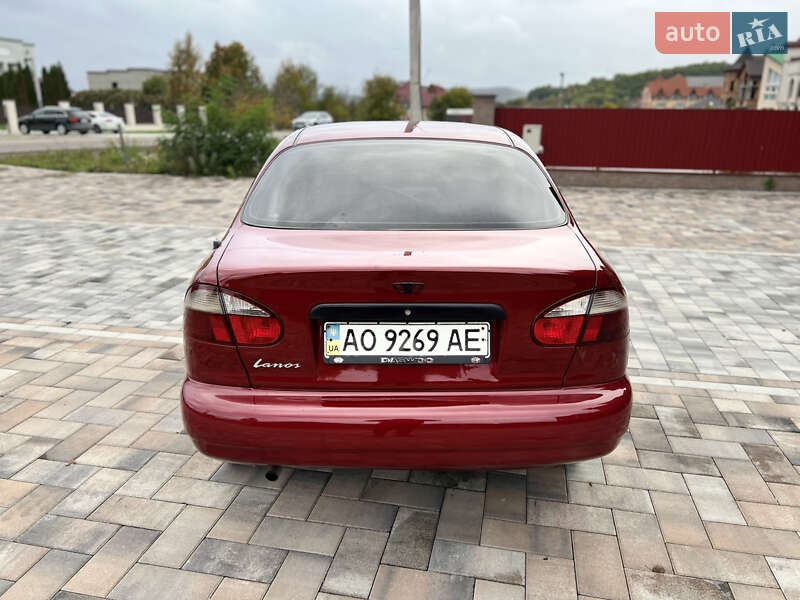 Седан Daewoo Lanos 2006 в Тячеві