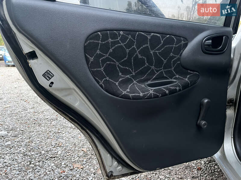 Хетчбек Daewoo Lanos 2003 в Харкові фото 15 Хетчбек Daewoo Lanos 2003 в Харкові