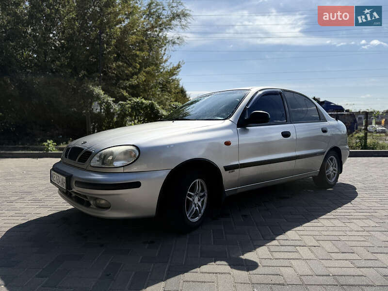 Седан Daewoo Lanos 2000 в 
