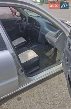 Седан Daewoo Lanos 2004 в  фото 5 Седан Daewoo Lanos 2004 в