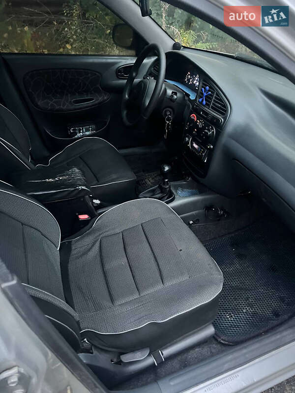 Седан Daewoo Lanos 2003 в Запорожье