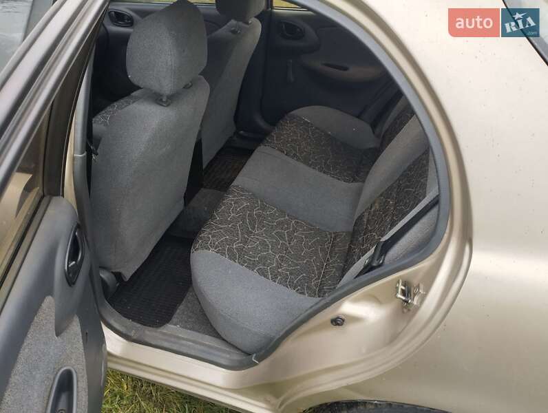 Седан Daewoo Lanos 2007 в Немовичах