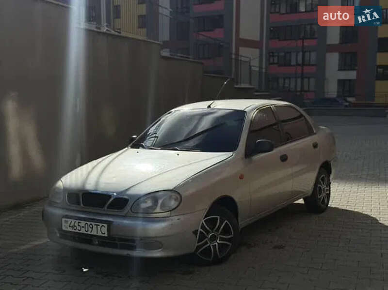Седан Daewoo Lanos 2002 в 