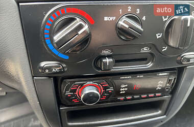Седан Daewoo Lanos 2012 в 