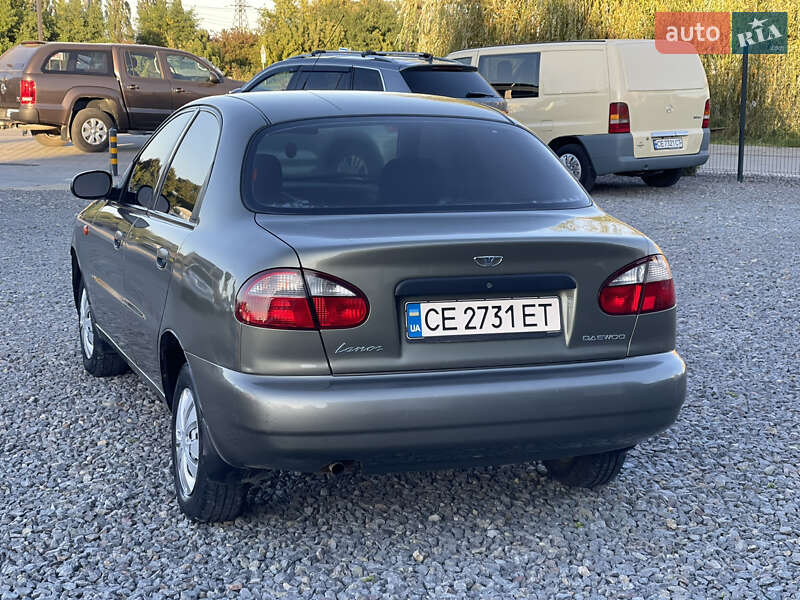 Седан Daewoo Lanos 2003 в Чернівцях