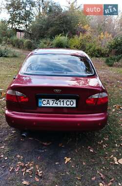 Седан Daewoo Lanos 2002 в 